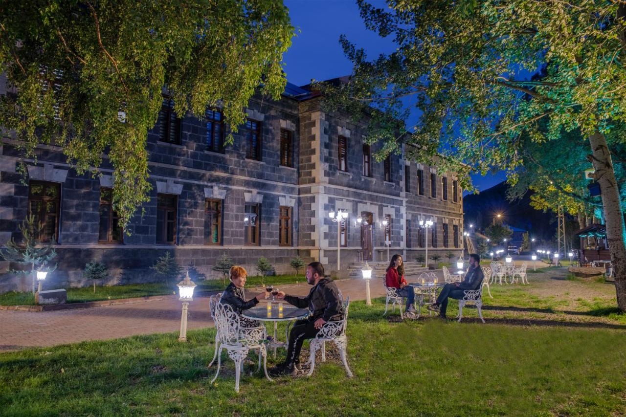 Hotel Katerina Sarayi 1877 Kars Exterior foto