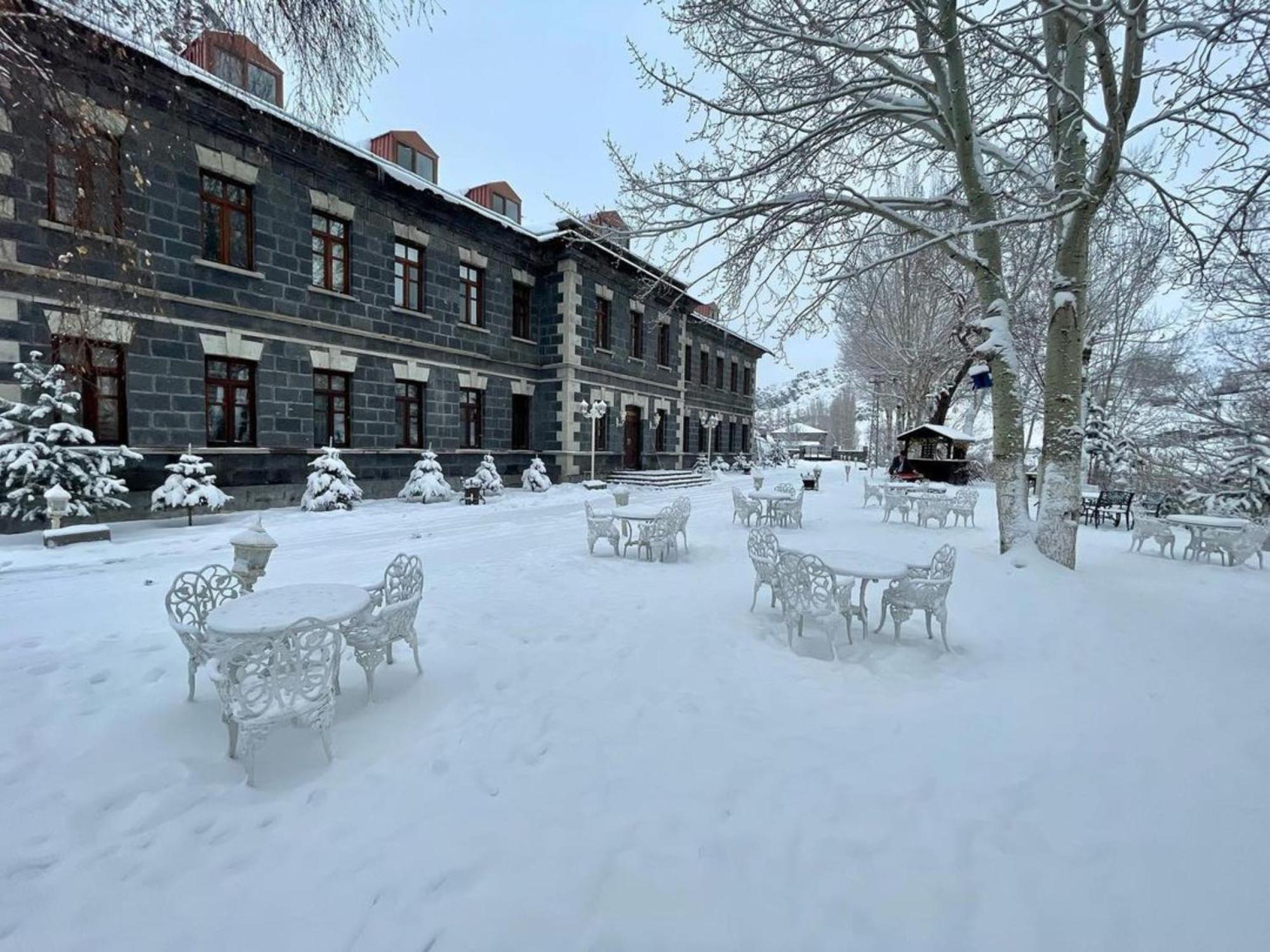 Katerina Palace 1877 Kars Exterior foto